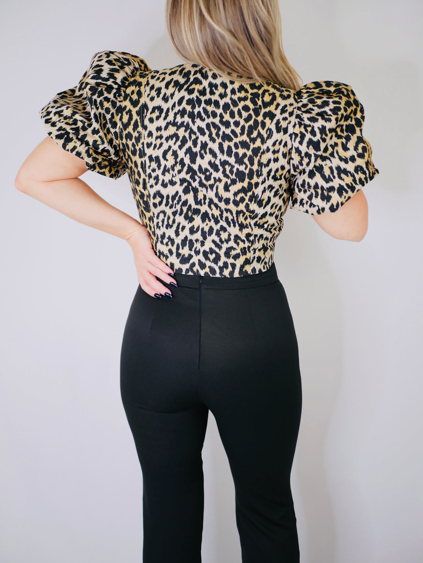 Gia Leopard Puff Sleeve